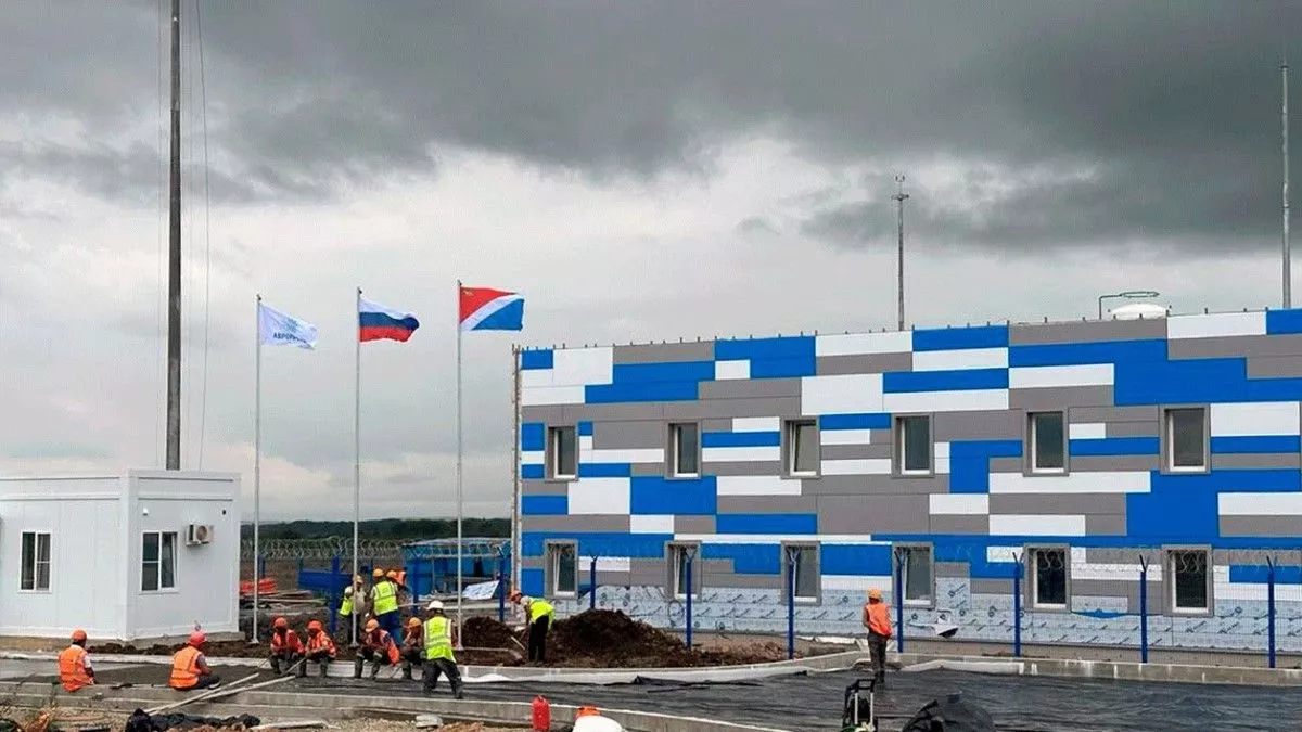 Новую газоразжижающую станцию на территории ТОР «Надеждинская» защитили 40-метровыми молниеотводами